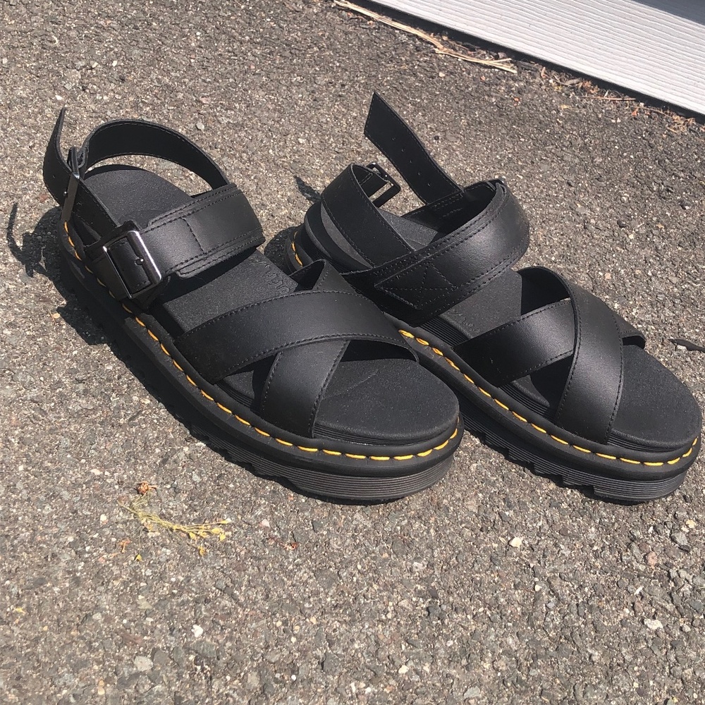 DR MARTENS SoftWair Sandals